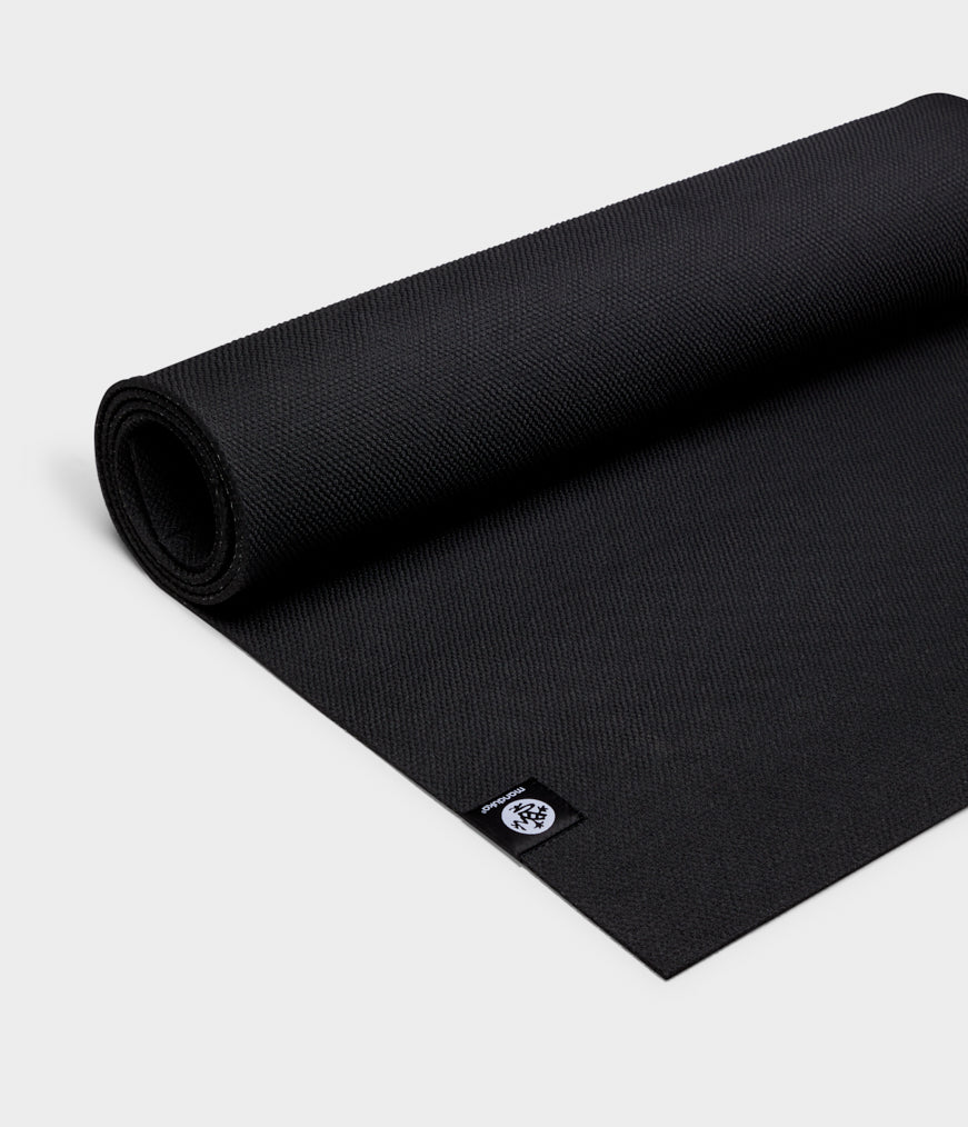 1A1011010-Mats-MANDUKA-X-5MM-BLACK-02.jpg