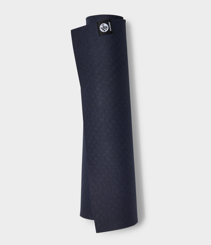 1A1011030-Mats-MANDUKA-X-5MM-MIDNIGHT-01.jpg